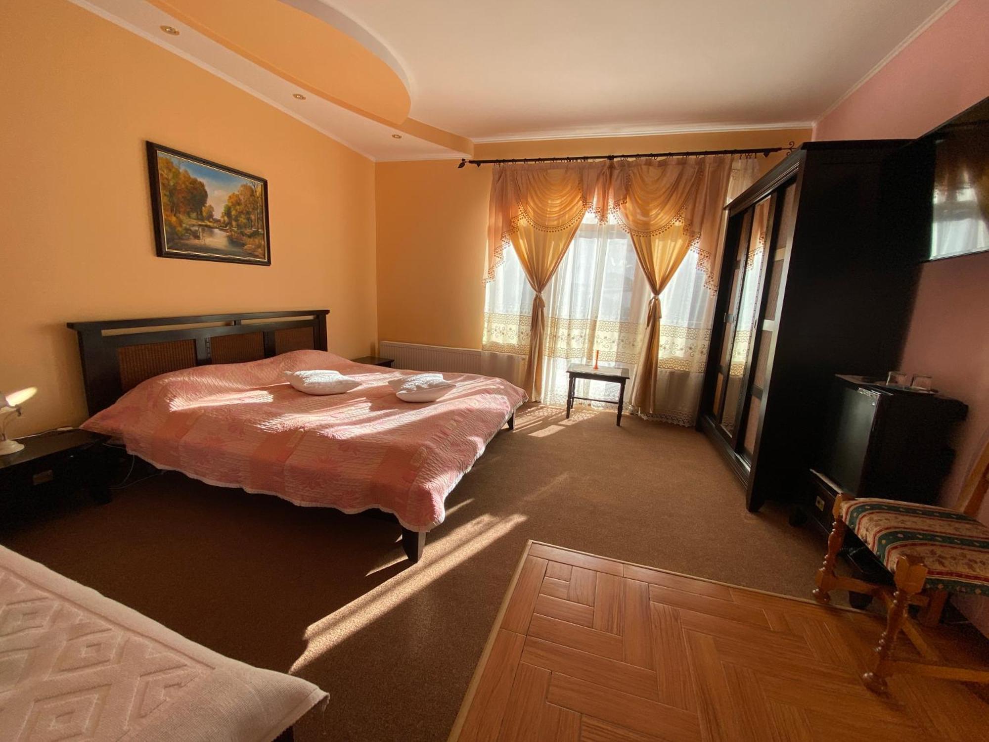 Pensiunea Crocus - Sauna & Billiard Poiana Brasov Ngoại thất bức ảnh