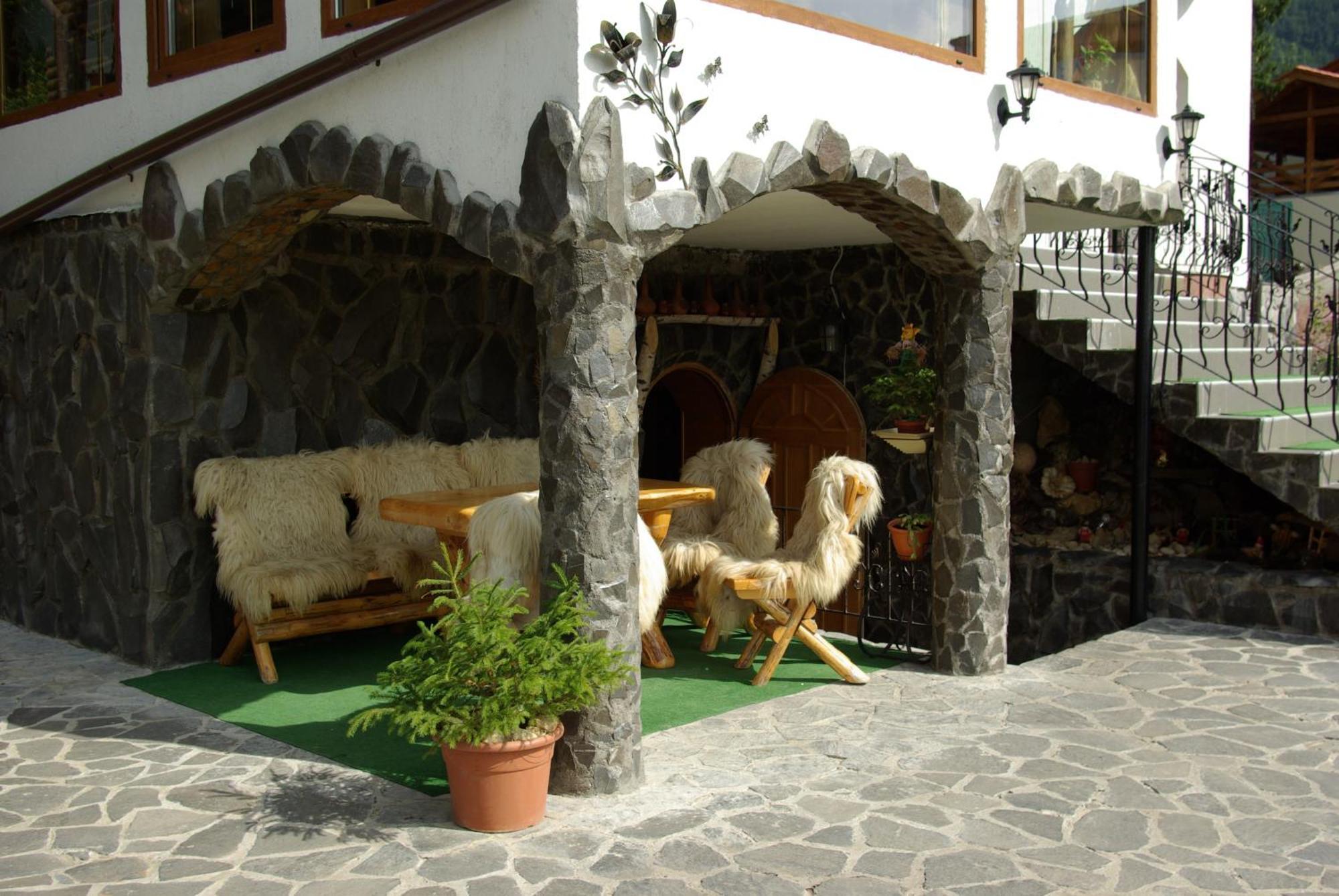 Pensiunea Crocus - Sauna & Billiard Poiana Brasov Ngoại thất bức ảnh
