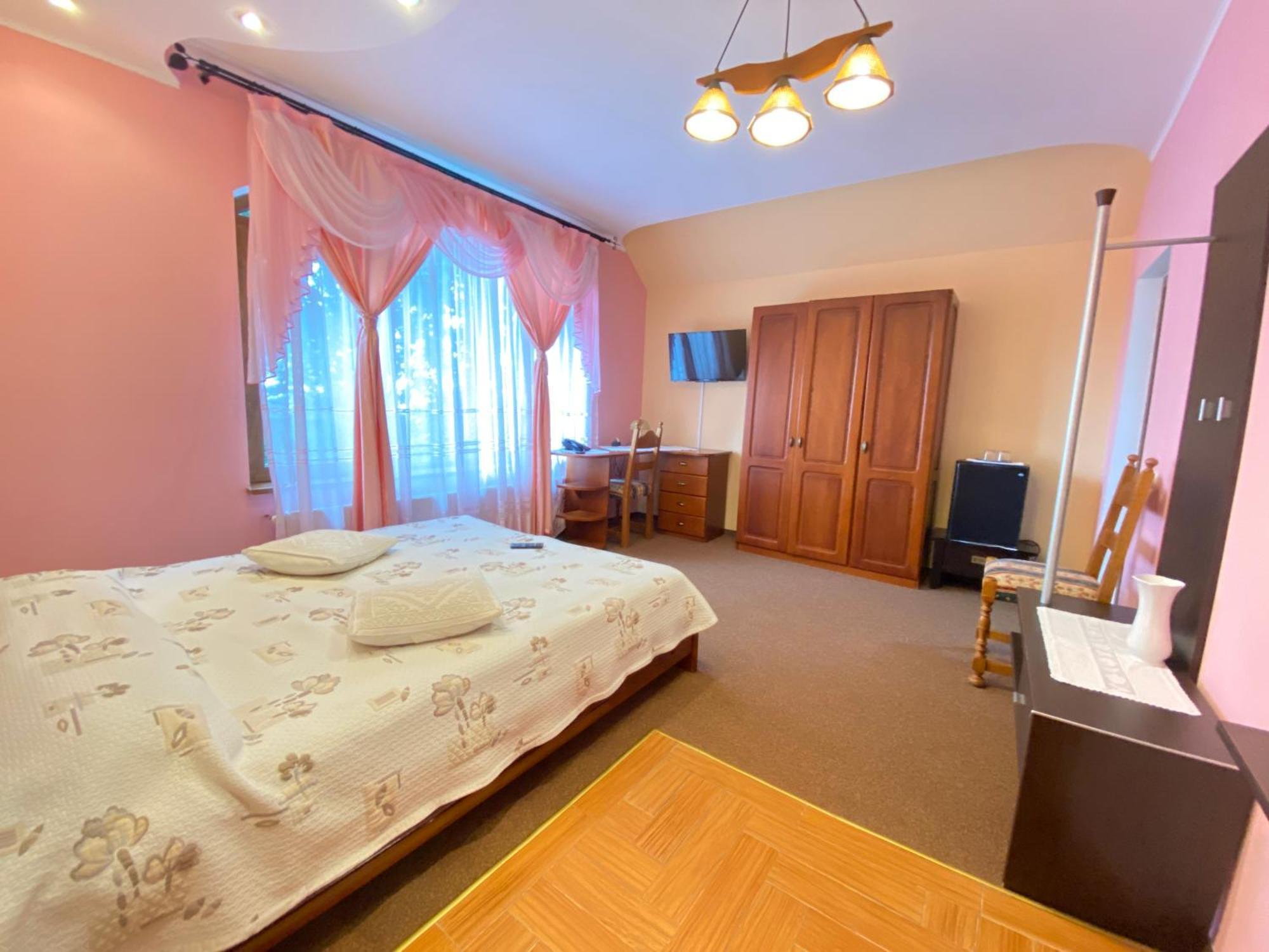 Pensiunea Crocus - Sauna & Billiard Poiana Brasov Ngoại thất bức ảnh