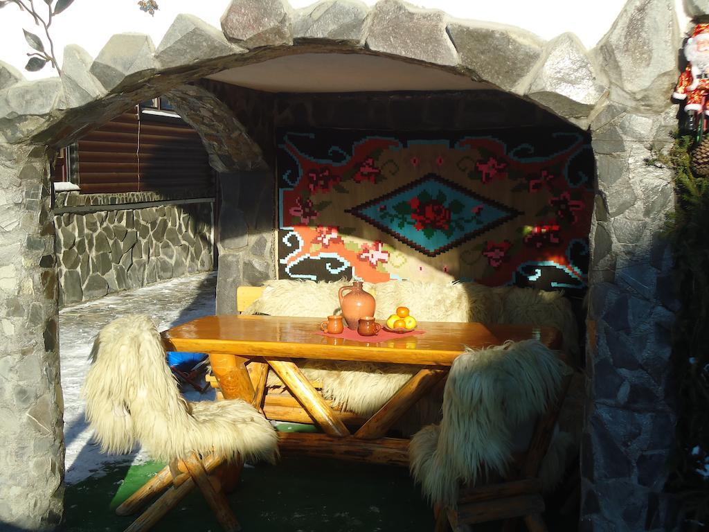 Pensiunea Crocus - Sauna & Billiard Poiana Brasov Ngoại thất bức ảnh